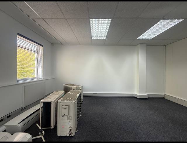 310M² OFFICE TO LET IN NEWLANDS